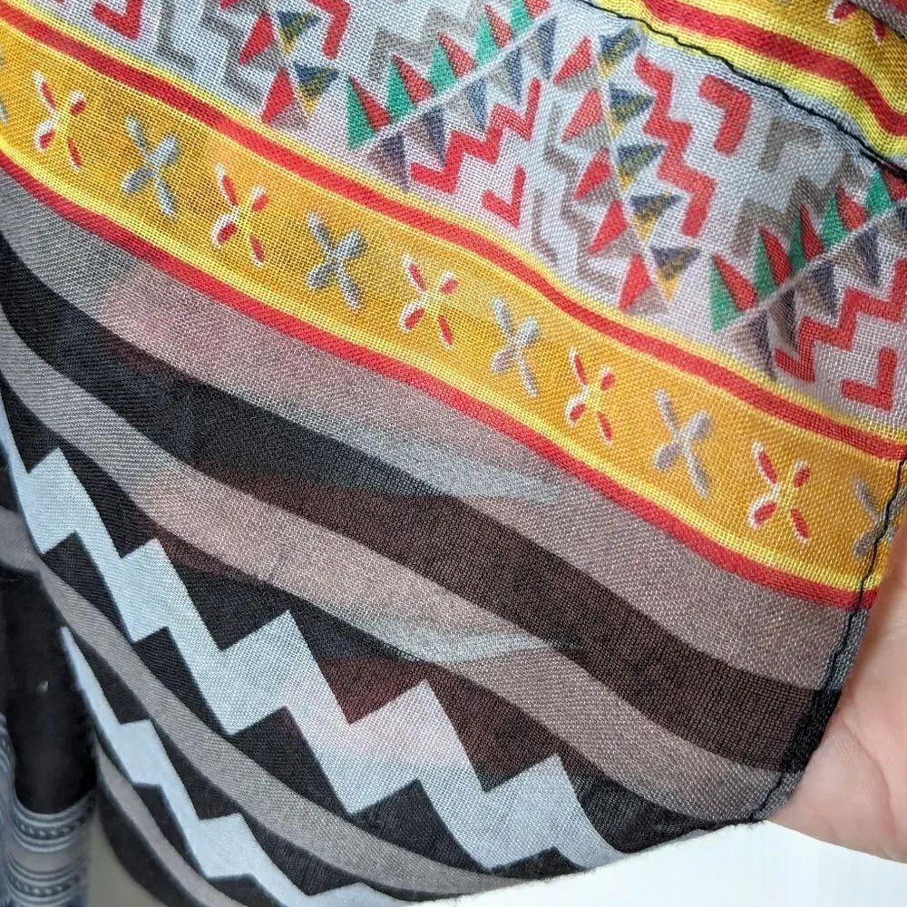 Geometric Print Sheer Infinity Scarf - Picture 8 of 14